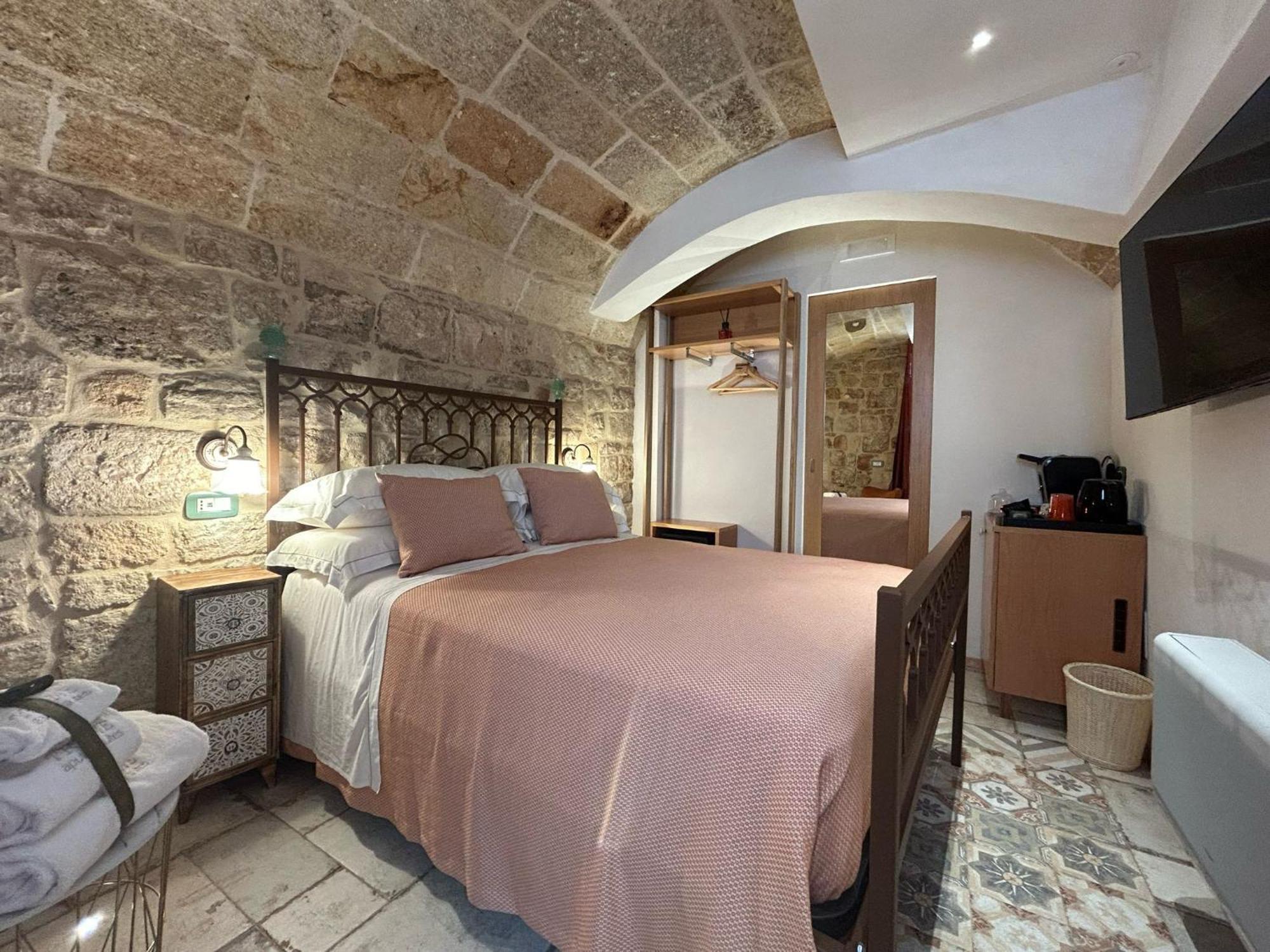 Trame Poesia Di Mare 2 Bed & Breakfast โปลีญาโนอามาเร ภายนอก รูปภาพ